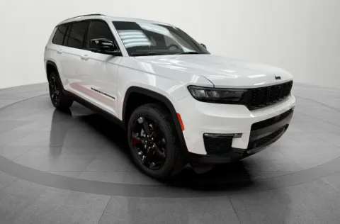 More photos of 2025 Jeep Grand Cherokee L Limited at MAG CDJR, MO