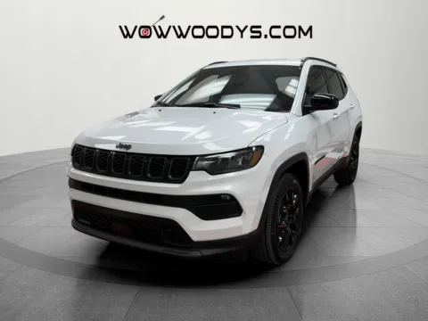 Photos of 2026 Jeep Compass Latitude for sale in Chillicothe, MO at MAG CDJR