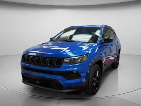 More photos of 2026 Jeep Compass Latitude at MAG CDJR, MO