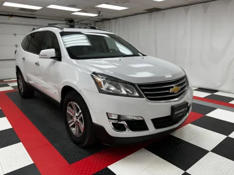 More photos of 2017 Chevrolet Traverse LT at MAG CDJR, MO