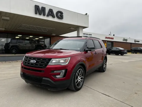 Photos of 2017 Ford Explorer Sport for sale in Chillicothe, MO at MAG CDJR