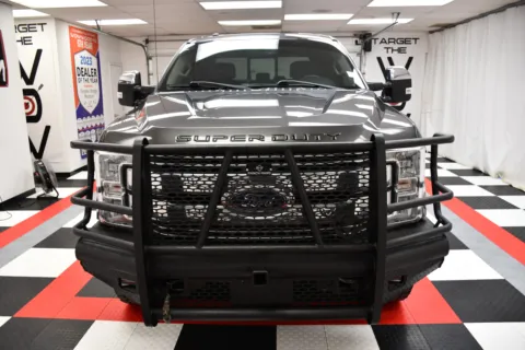 Another view of 2017 Ford Super Duty F-350 SRW Lariat for sale in Chillicothe, MO at MAG CDJR