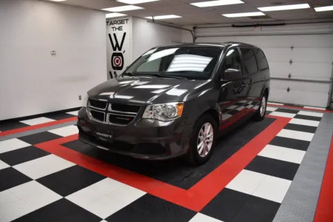 Photos of 2016 Dodge Grand Caravan SXT for sale in Chillicothe, MO at MAG CDJR