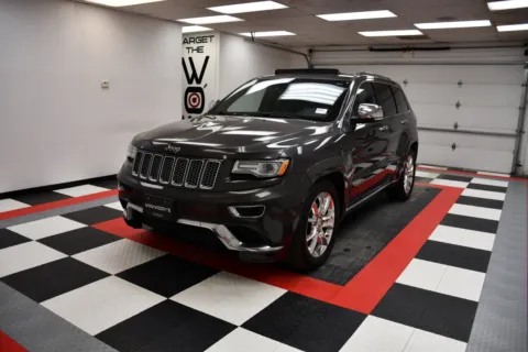 Photos of 2015 Jeep Grand Cherokee Summit for sale in Chillicothe, MO at MAG CDJR