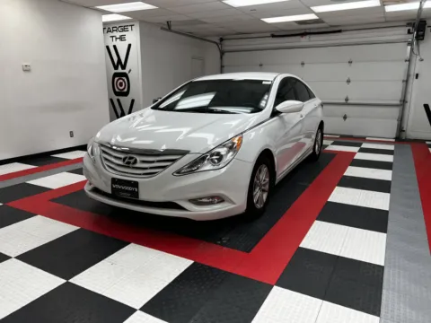 Photos of 2013 Hyundai Sonata GLS for sale in Chillicothe, MO at MAG CDJR