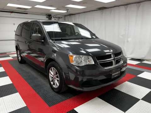 More photos of 2016 Dodge Grand Caravan SE Plus at MAG CDJR, MO