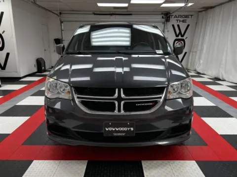 Another view of 2016 Dodge Grand Caravan SE Plus for sale in Chillicothe, MO at MAG CDJR