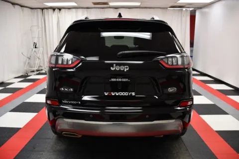 More photos of 2019 Jeep Cherokee at MAG CDJR, MO