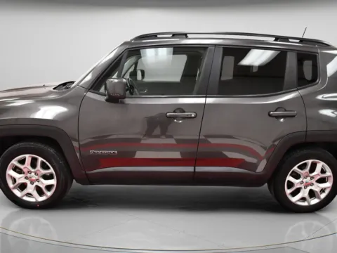 More photos of 2018 Jeep Renegade Latitude at MAG CDJR, MO