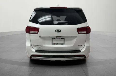 More photos of 2018 Kia Sedona SX-L at MAG CDJR, MO