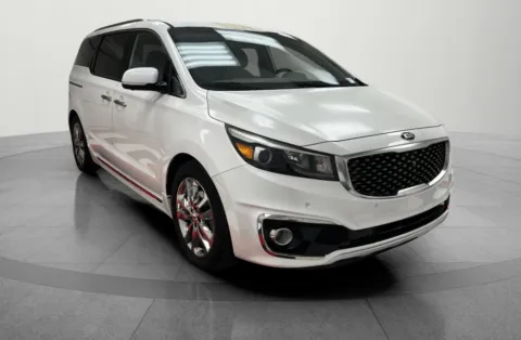 More photos of 2018 Kia Sedona SX-L at MAG CDJR, MO