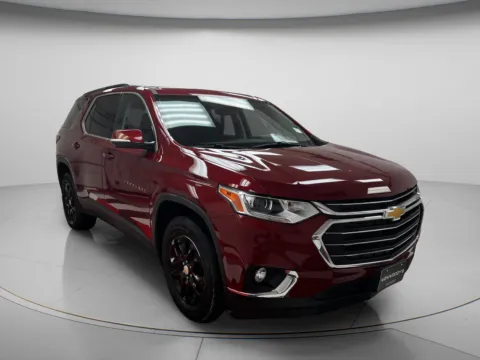 Photos of 2020 Chevrolet Traverse LT Cloth for sale in Chillicothe, MO at MAG CDJR