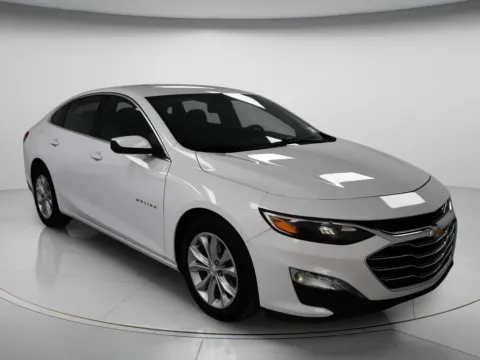 Photos of 2025 Chevrolet Malibu LT for sale in Chillicothe, MO at MAG CDJR