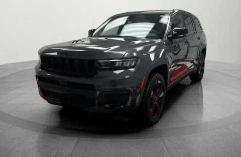 Photos of 2023 Jeep Grand Cherokee L Altitude for sale in Chillicothe, MO at MAG CDJR