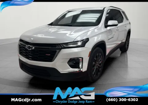 White 2022 Chevrolet Traverse RS for sale in Chillicothe, MO