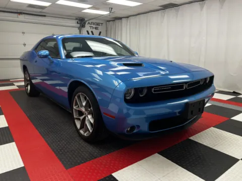 More photos of 2023 Dodge Challenger SXT at MAG CDJR, MO