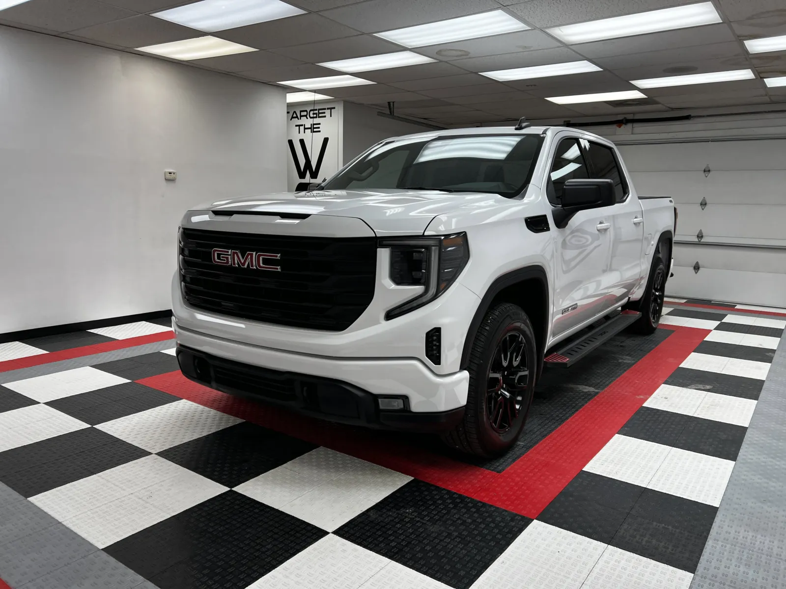 White 2024 GMC Sierra 1500 Elevation for sale in Chillicothe, MO