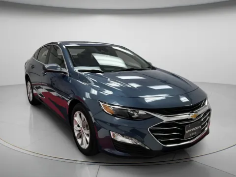 Photos of 2025 Chevrolet Malibu LT for sale in Chillicothe, MO at MAG CDJR