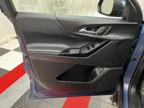 More photos of 2025 Chevrolet Equinox AWD LT at MAG CDJR, MO