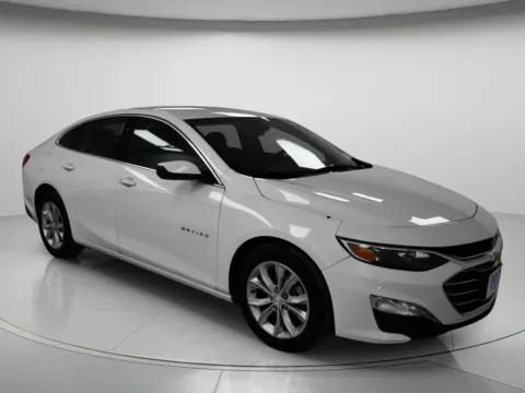 Photos of 2025 Chevrolet Malibu LT for sale in Chillicothe, MO at MAG CDJR