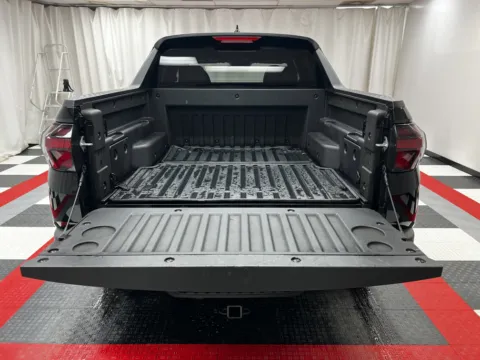 More photos of 2024 Hyundai Santa Cruz SE at MAG CDJR, MO