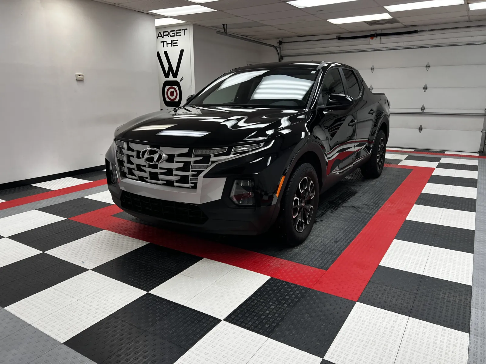 Black 2024 Hyundai Santa Cruz SE for sale in Chillicothe, MO