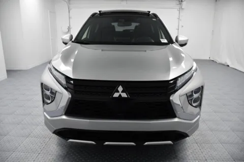 Photos of 2024 Mitsubishi Eclipse Cross SEL for sale in Chillicothe, MO at MAG CDJR