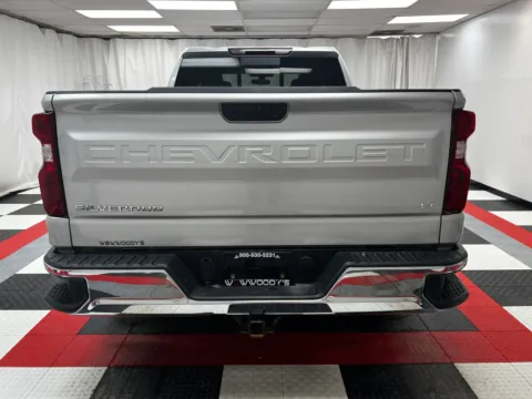 More photos of 2020 Chevrolet Silverado 1500 LT at MAG CDJR, MO
