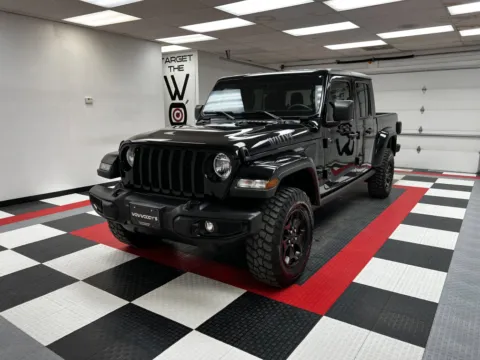 Black 2022 Jeep Gladiator Willys Sport for sale in Chillicothe, MO