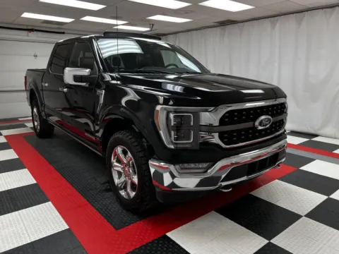 Another view of 2021 Ford F-150 XL 4WD SuperCrew 5.5' Box for sale in Chillicothe, MO at MAG CDJR