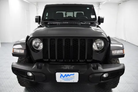 Photos of 2022 Jeep Gladiator Willys for sale in Chillicothe, MO at MAG CDJR