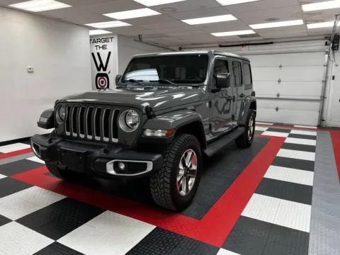 Gray 2019 Jeep Wrangler Unlimited Sahara for sale in Chillicothe, MO