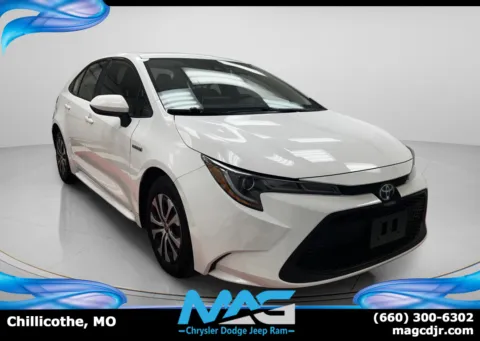 White 2021 Toyota Corolla Hybrid LE for sale in Chillicothe, MO