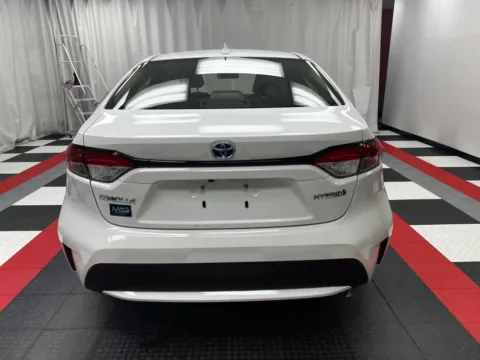 More photos of 2021 Toyota Corolla Hybrid LE at MAG CDJR, MO
