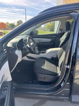 More photos of 2023 Hyundai Tucson SEL at MAG CDJR, MO
