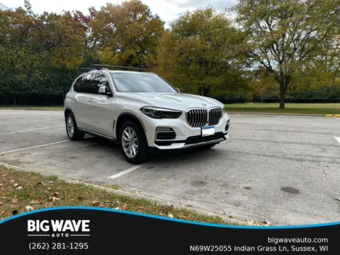 Another view of 2021 BMW X5 XDRIVE 45E 4 DOOR SUV 3.0L 6 CYL TURB PHEV for sale in Sussex, WI at Big Wave Auto