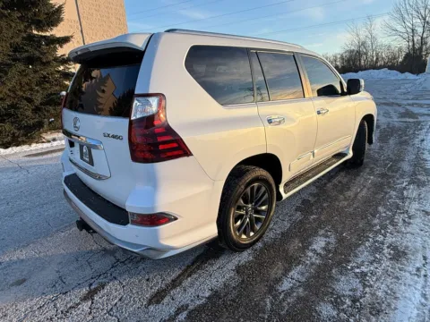 More photos of 2017 Lexus GX 460 at Big Wave Auto, WI