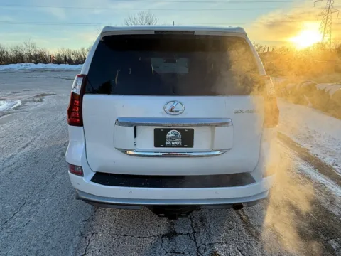 More photos of 2017 Lexus GX 460 at Big Wave Auto, WI