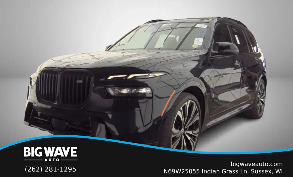 2023 BMW X7 M60i's photo