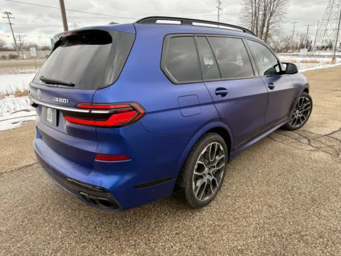 More photos of 2023 BMW X7 M60i at Big Wave Auto, WI