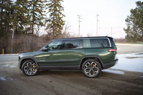 More photos of 2023 Rivian R1S Adventure at Big Wave Auto, WI