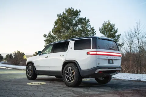 More photos of 2023 Rivian R1S Adventure at Big Wave Auto, WI