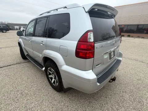 Another view of 2008 Lexus GX 470 for sale in Sussex, WI at Big Wave Auto