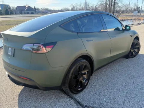 More photos of 2023 Tesla Model Y Long Range at Big Wave Auto, WI