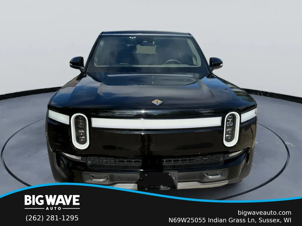 2023 Rivian R1S Adventure photo 6