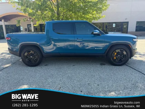 More photos of 2022 Rivian R1T Adventure Pickup 4D 4 1/2 ft at Big Wave Auto, WI
