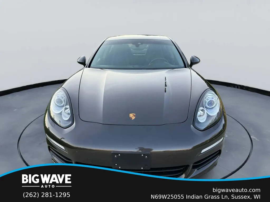 2014 Porsche Panamera E-Hybrid S photo 3