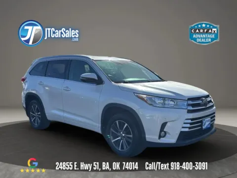 White 2018 Toyota Highlander XLE Sport Utility 4D for sale in Broken Arrow, OK