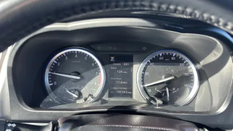 Another view of 2018 Toyota Highlander XLE Sport Utility 4D for sale in Broken Arrow, OK at JT Wholesale Auto, Inc.