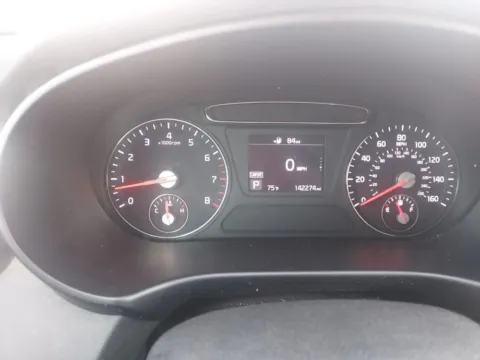 Another view of 2019 Kia Sorento LX Sport Utility 4D for sale in Broken Arrow, OK at JT Wholesale Auto, Inc.